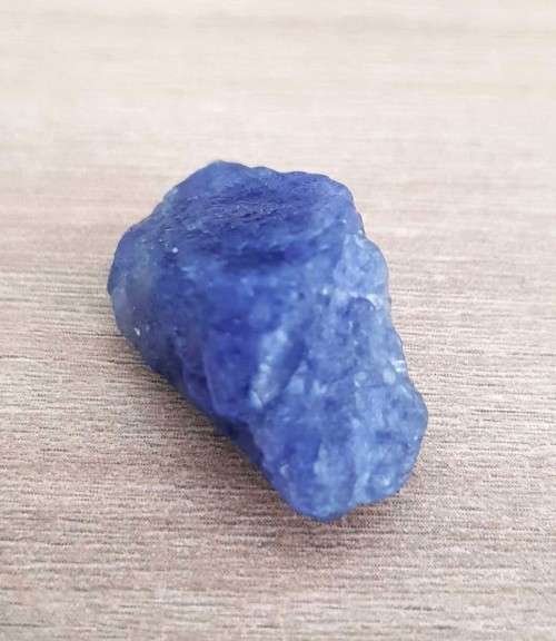 TANZANITE 37.88Cts. NATURAL VIOLET BLUE SPECIMEN ROUGH