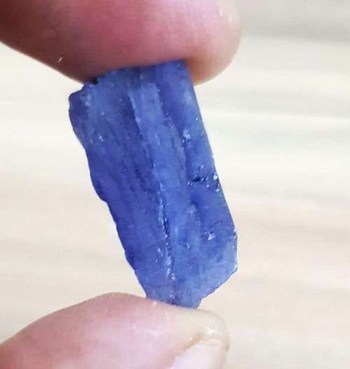 TANZANITE 27.39Cts. NATURAL VIOLET BLUE SPECIMEN ROUGH