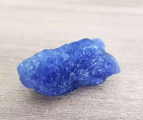 TANZANITE 25.71Cts. NATURAL VIOLET BLUE SPECIMEN ROUGH