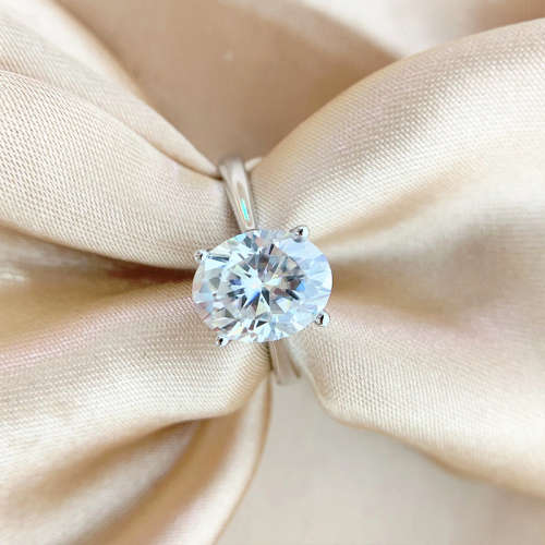 1.00 Carat Moissanite Oval **GRA Certified**  VVSI/D Engagement Ring in Sterling Silver