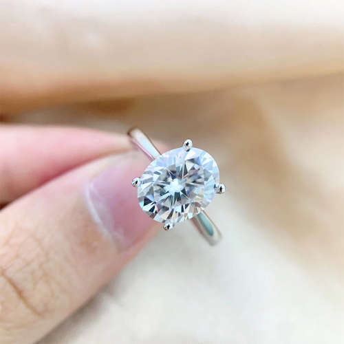 1.00 Carat Moissanite Oval **GRA Certified**  VVSI/D Engagement Ring in Sterling Silver