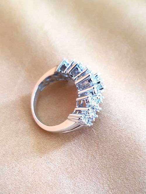 1.350ct  DIAMOND RING WHITE GOLD  DESIGNER PIECE