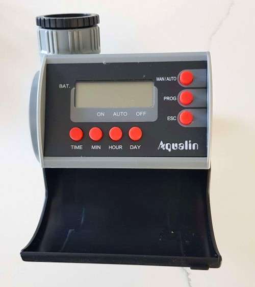 Digital programmable water timer