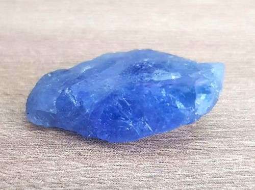 TANZANITE 22.90Cts. NATURAL VIOLET BLUE  ROUGH