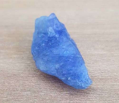 TANZANITE 22.90Cts. NATURAL VIOLET BLUE  ROUGH