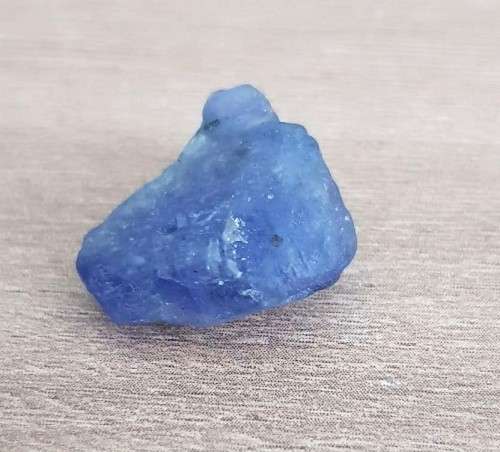 TANZANITE 17.00Cts. NATURAL VIOLET BLUE  ROUGH