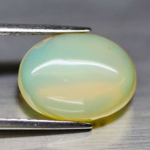 3.40Ct.  Opal Oval Cabochon Multi Colours Glittering Rainbow 3D! Ethiopian Natural
