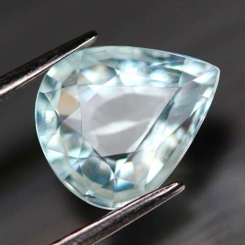 2.25Ct.  Aquamarine Sky Blue Pear  Precious Gem Ravishing Colour! Natural