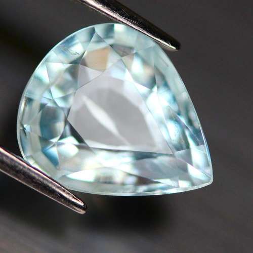 2.25Ct.  Aquamarine Sky Blue Pear  Precious Gem Ravishing Colour! Natural