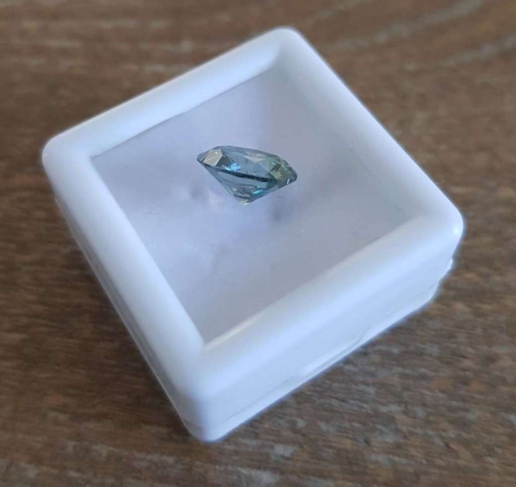 2.11ct MOISSANITE OVAL  **PEACOCK BLUE** VVS1  COLOUR  LOOSE GEM