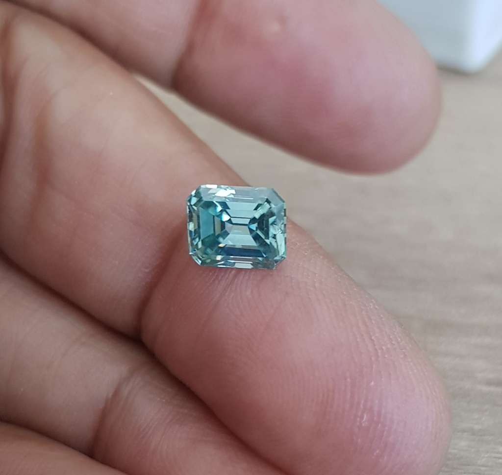 1.10ct MOISSANITE EMERALD  **ICE BLUE** VVS1  COLOUR  LOOSE GEM