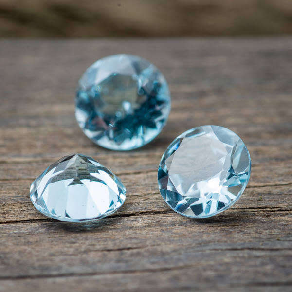 Baby Blue Topaz 1.59cts Round 7mm  Ravishing Colour and Full Fire! Brazil