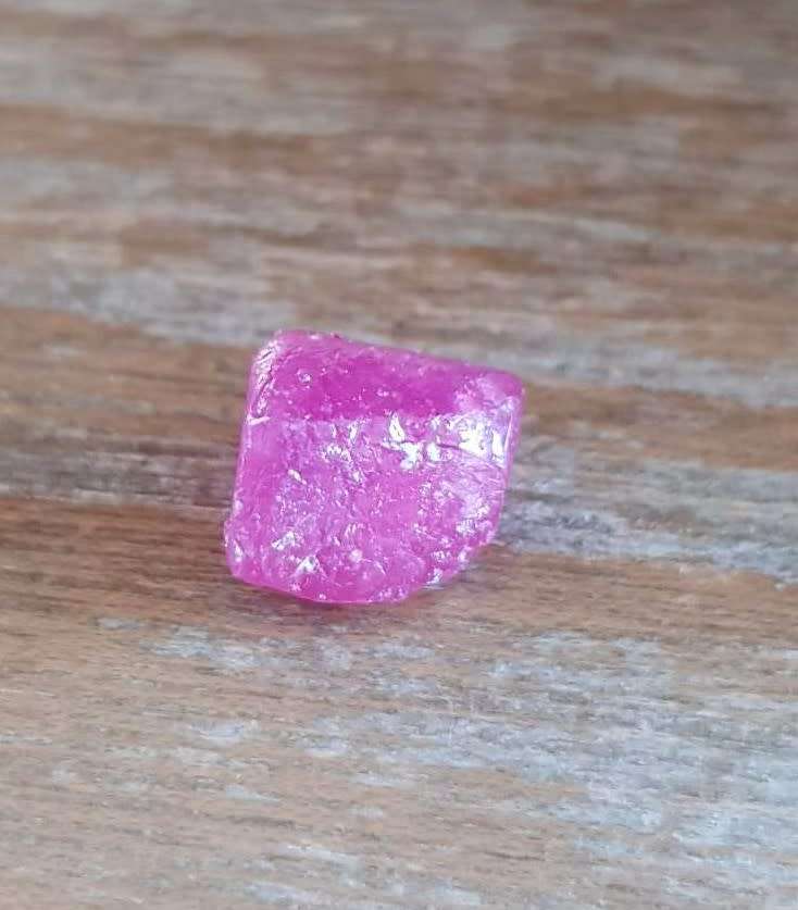 14.10Ct.  Ruby Rough Top Purplish Red Natural