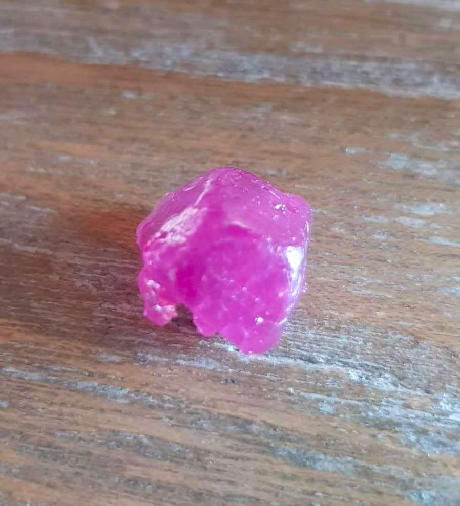 14.74Ct.  Ruby Rough Top Purplish Red Natural