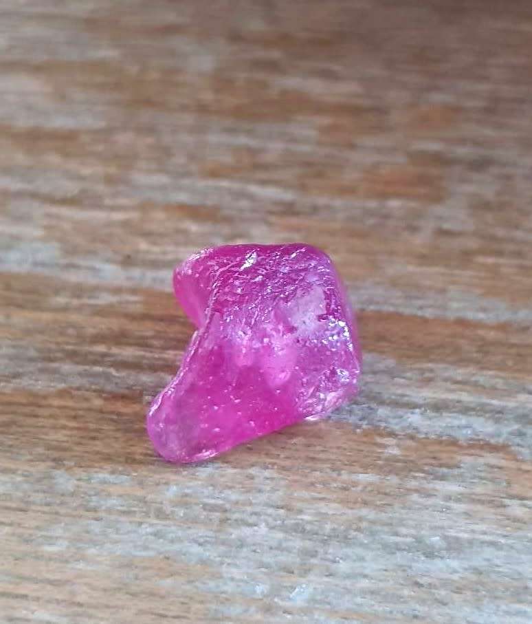 14.74Ct.  Ruby Rough Top Purplish Red Natural