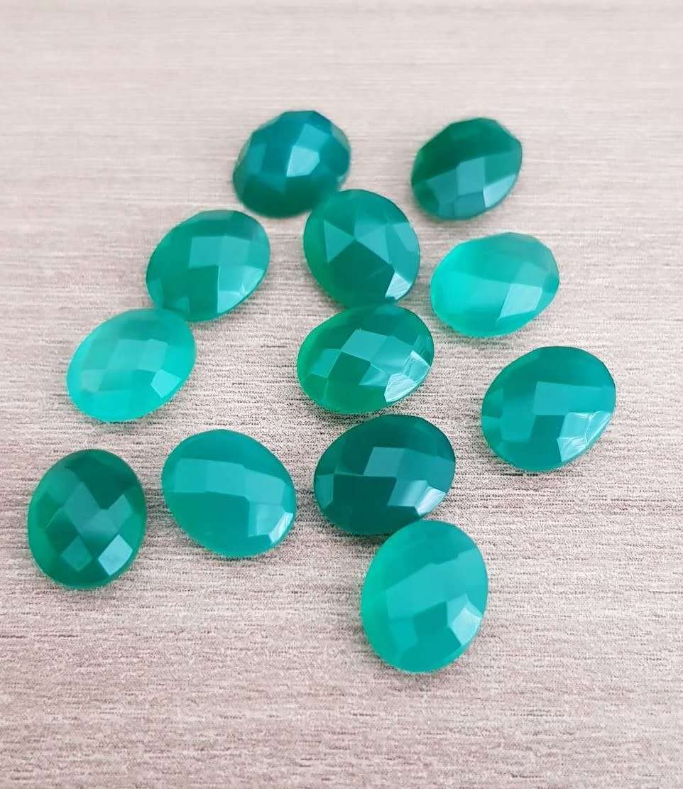 Green Onyx Oval Checkerboard 8x10mm Brilliant Gemstone