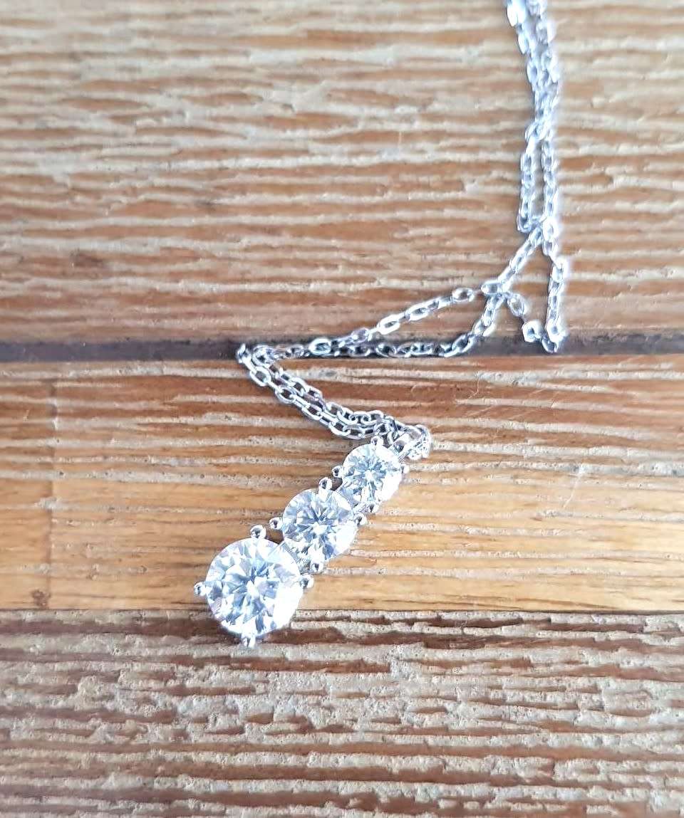 1.8CT Moissanite Pendant for Women Necklace 3 Stones Solid Silver 925 Jewellery * in Sterling Silver