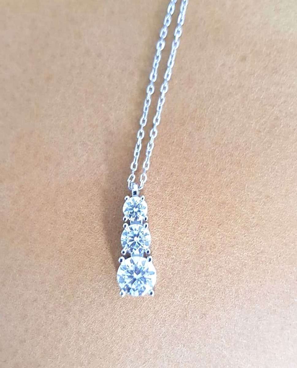 1.8CT Moissanite Pendant for Women Necklace 3 Stones Solid Silver 925 Jewellery * in Sterling Silver