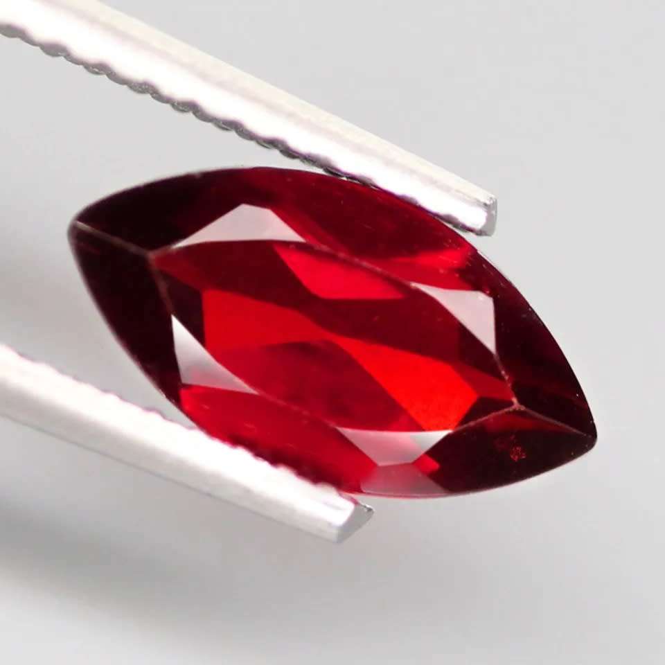 1.32Ct. Spessartite Garnet Red Marquise Namibia Gem Good Sparkling Natural
