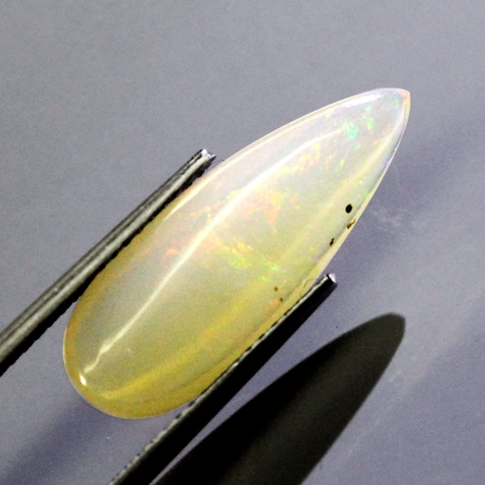 2.93Ct. Opal Pear Cabochon Multi Colours Glittering Rainbow 3D! Ethiopian Natural