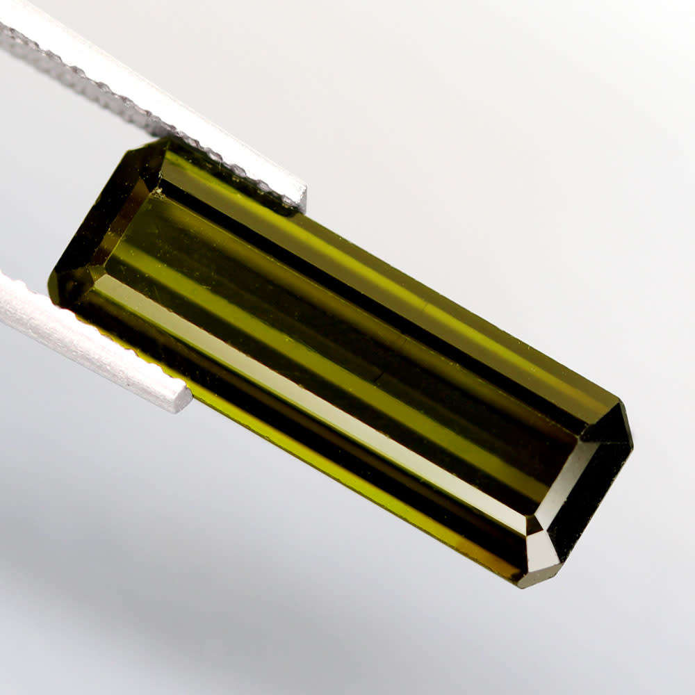 5.59Ct.  Tourmaline Green Emerald Cut Mozambique Gem Ravishing Colour!Natural