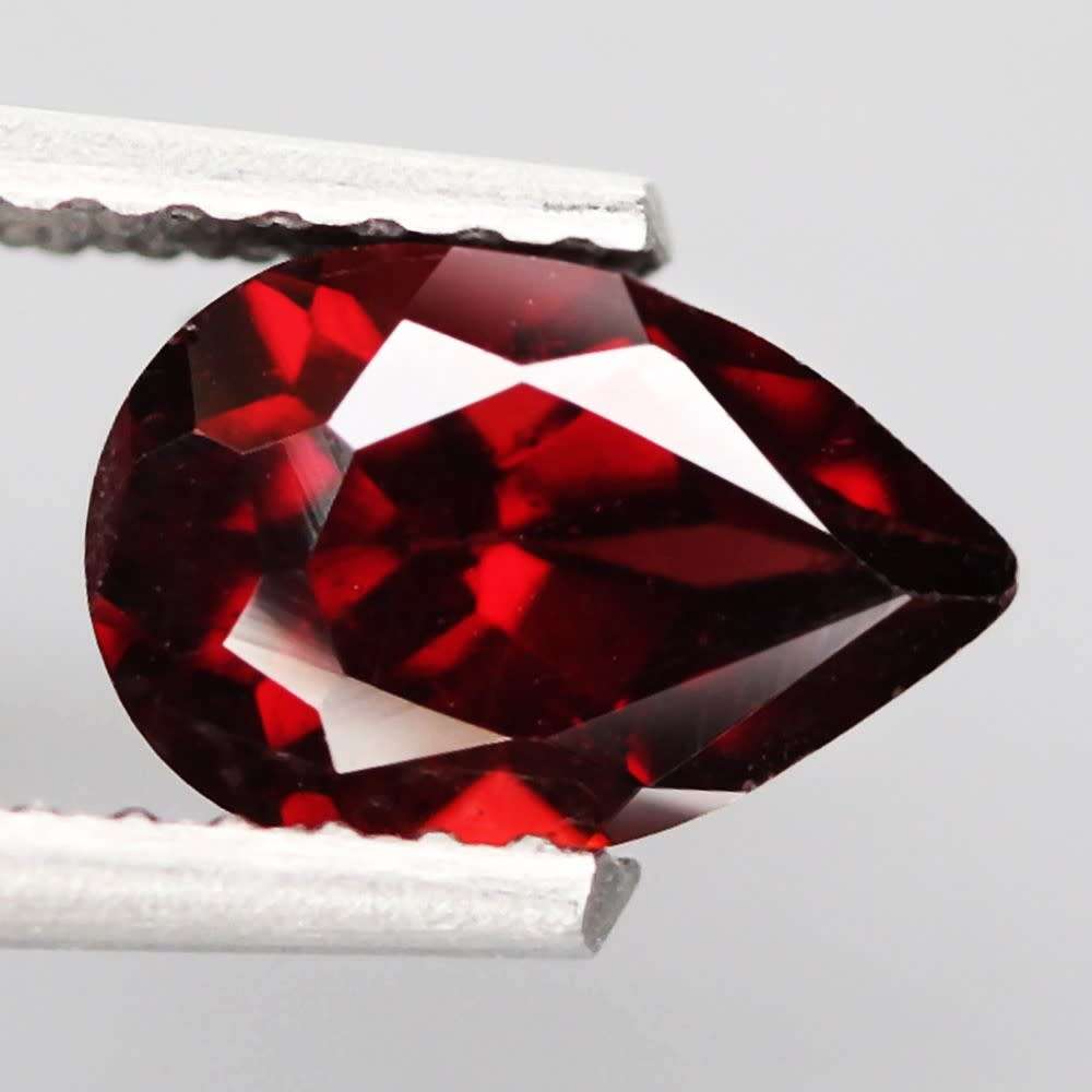 1.14Ct.  Spessartine Garnet Red Pear Namibia Good Quality & Good Sparkling Natural