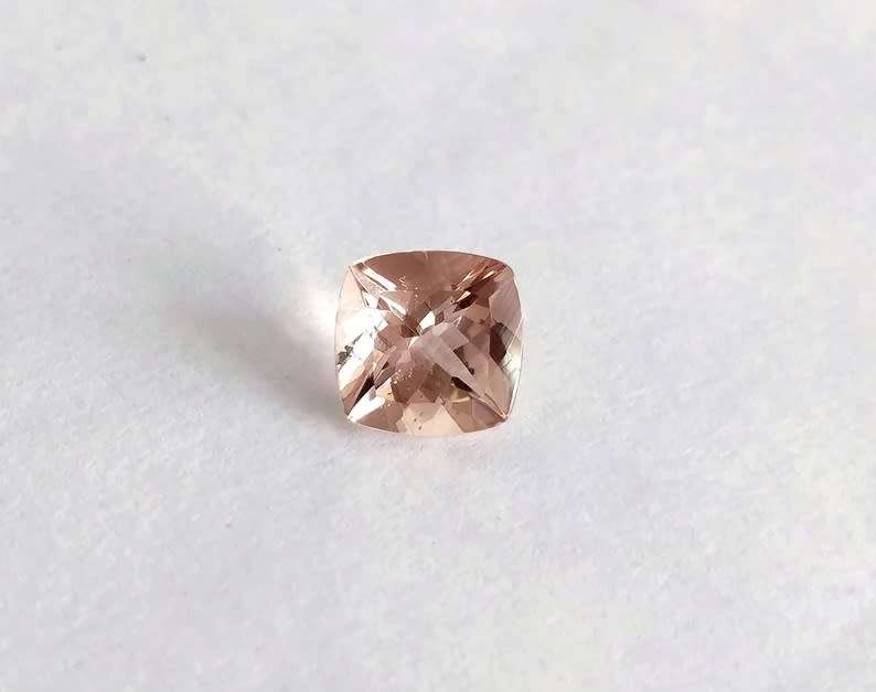 1.12Cts  MORGANITE **PEACH/PINK CUSHION CUT** GEMSTONE! NATURAL