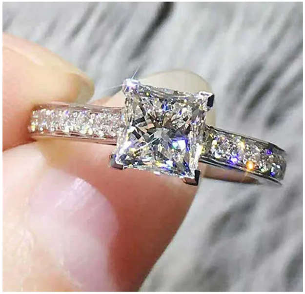 1 Carat Princess Cut Ring **Sterling Silver** Engagement Ring