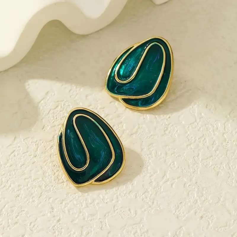 Bohemian Vintage-Inspired Green Geometric Drop Oil  Earrings For Women
