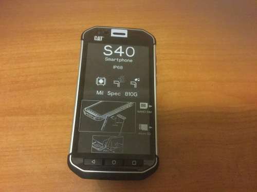 BRAND NEW CAT S40 SMARTPHONE RUGGED