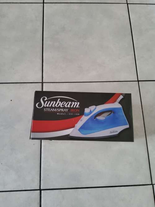 SUNBEAM STEAM /SPRAY IRON