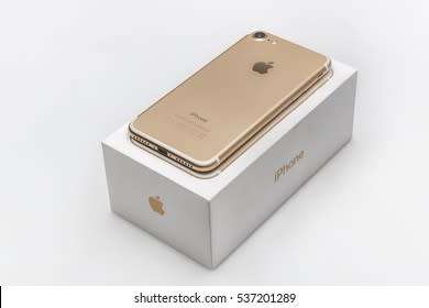 BRAND NEW IPHONE 7 GOLD 128GB  opened box