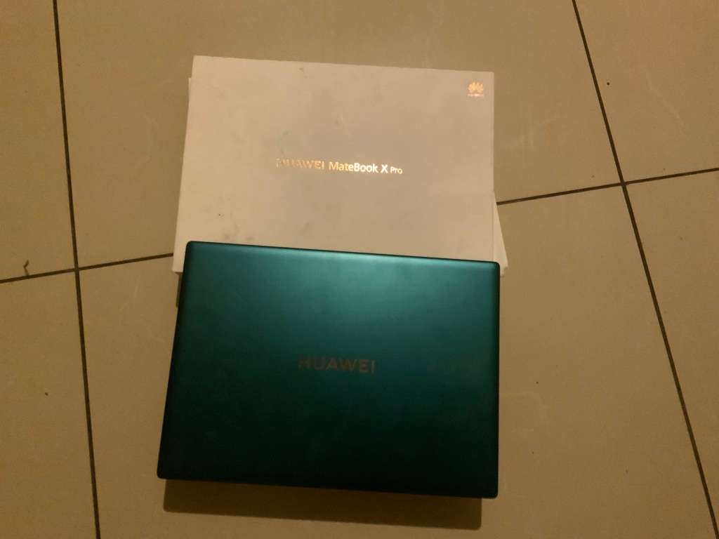 HUAWEI MATE BOOK  X PRO  1 TB  16 GB