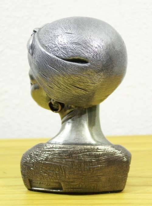 Casper Darare - Shona woman - Cold casting - Magnificent!!