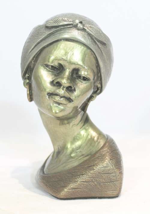 Casper Darare - Shona woman - Cold casting - Magnificent!!