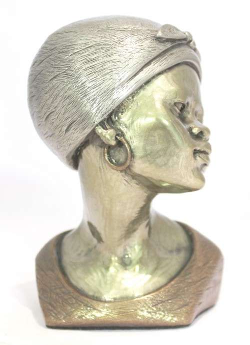 Casper Darare - Shona woman - Cold casting - Magnificent!!