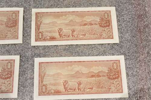 R1 - TW de Jongh - 10 Notes - Good circulated condition - Low price - Bid now!