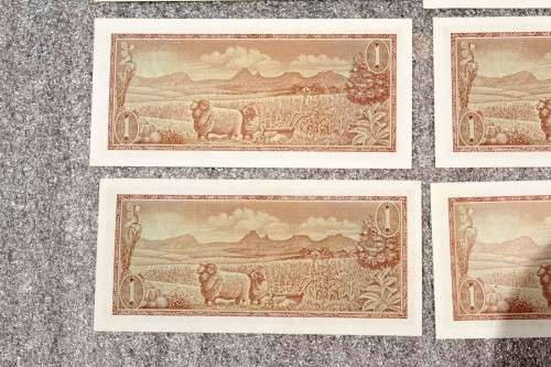 R1 - TW de Jongh - 8 Notes - Very good to crisp condition - Low price - Bid now!