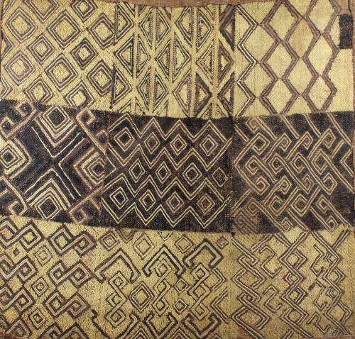 Kuba cloth - Original hand woven and sown cloth - A vintage piece! - Bid now!