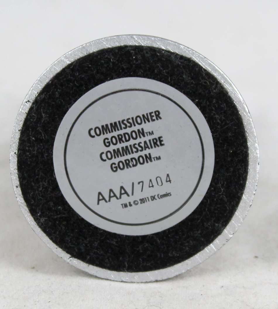 DC Comics - Chess piece figurine - Commissioner Gordon - Bid Now!