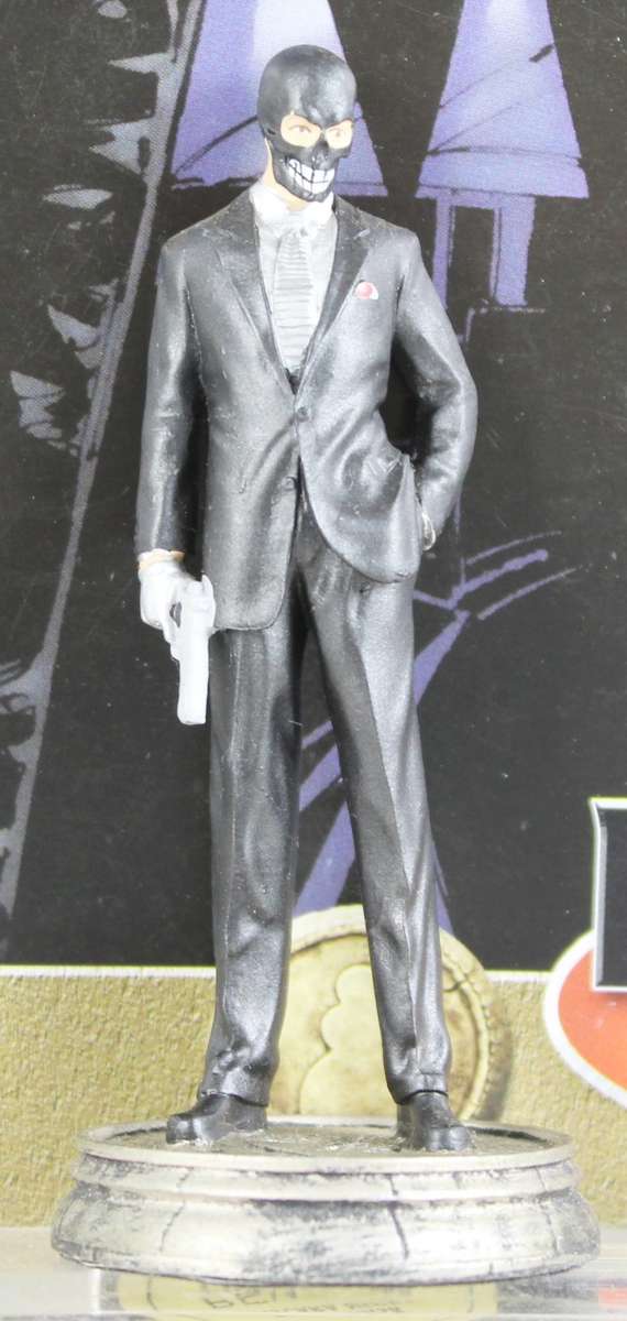 DC Chess Collection - Hand Painted Metallic Resin - Black Mask + Book - Bid Now!