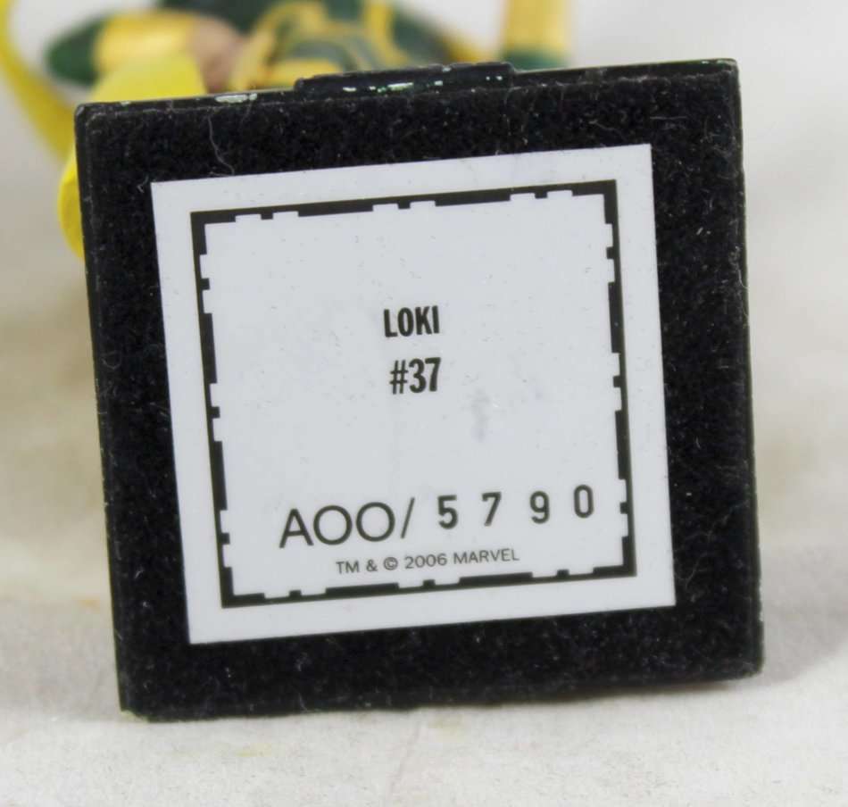 Classic Marvel - Figurine - Loki - Bid Now!