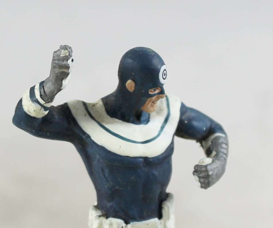 Classic Marvel - Figurine - Bullseye - Bid Now!