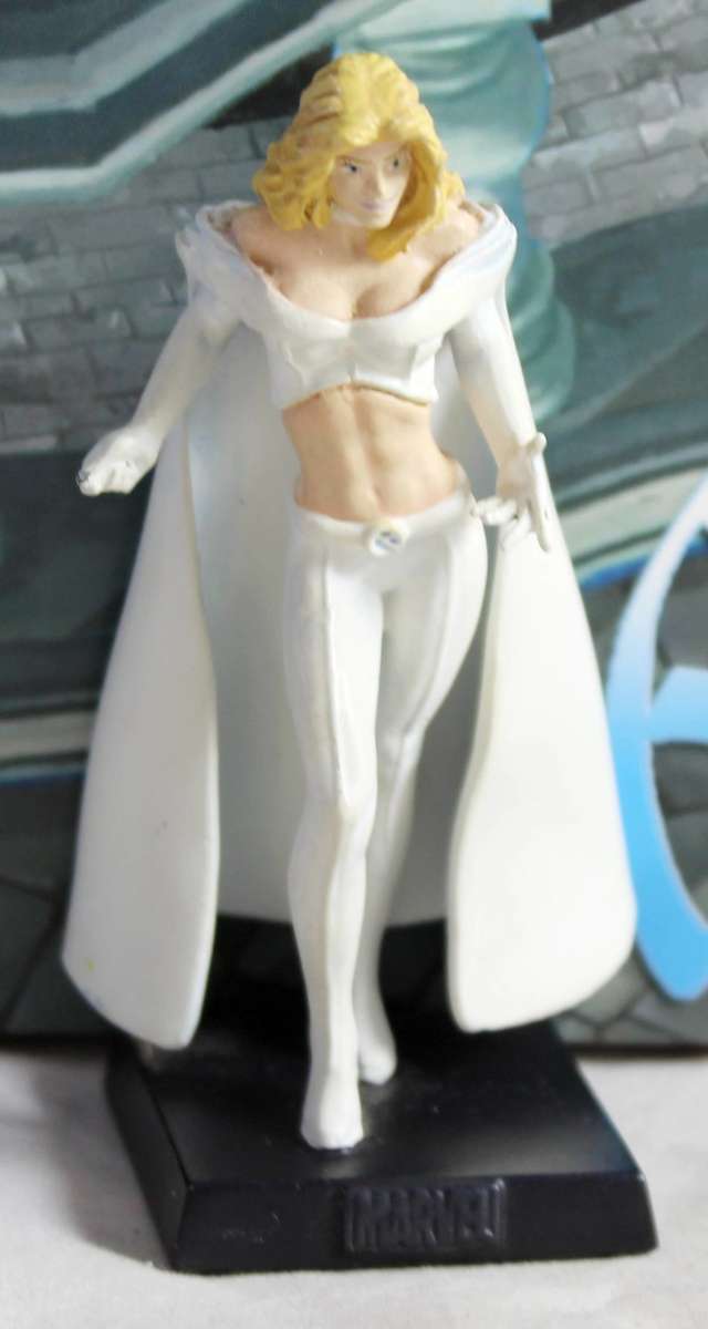 Classic Marvel Collection - Lead, hand painted figurine with book - Emma Frost - #47