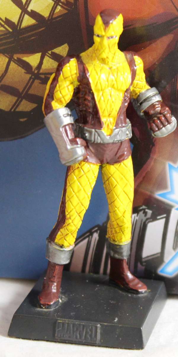 Classic Marvel Collection - Lead, hand painted figurine with book - Shocker - #91