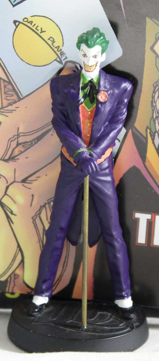 DC Comics - Lead, hand painted figurine with book - The Joker - #3 - Bid Now!