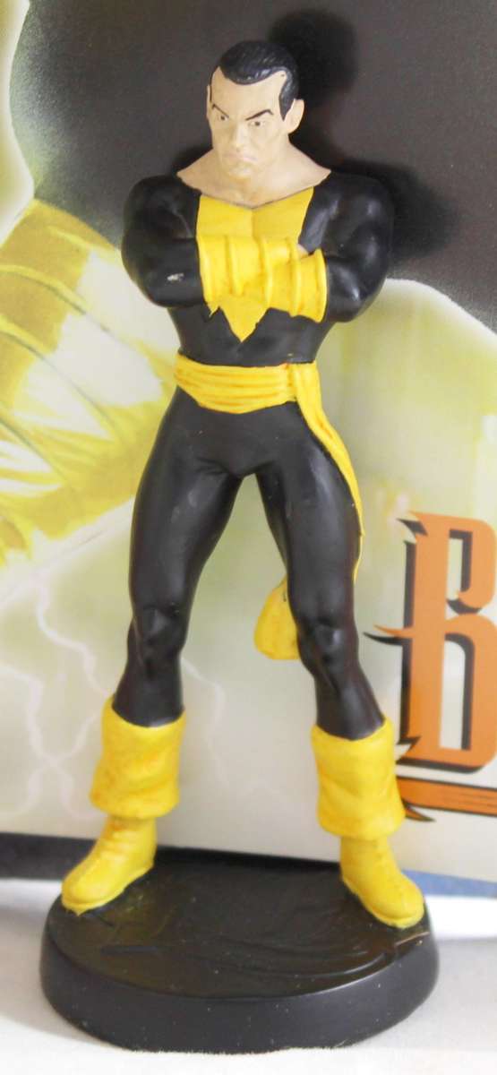 DC comics - lead, hand painted figurine with book - Black Adam #29