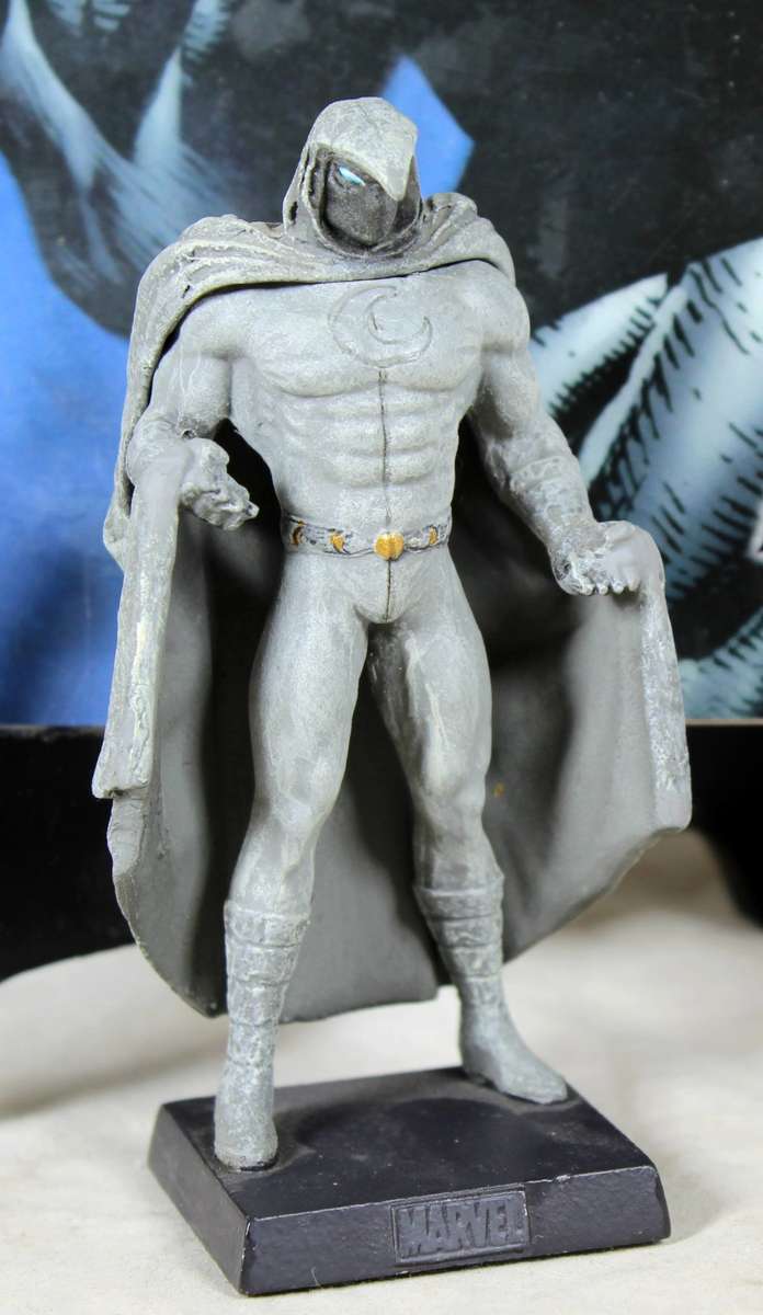 Classic Marvel - action figure and book - Moon Knight