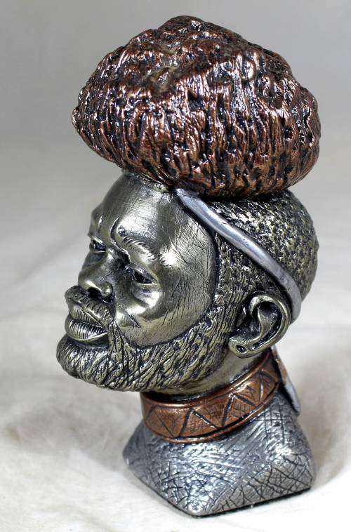 Casper Darare - Zulu Warrior - Posthumous Cold Casting - Magnificent!! Bid now!