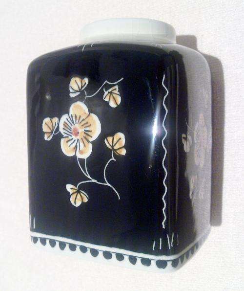 Black Delft Vase - Rare, rare, rare - A must have piece!